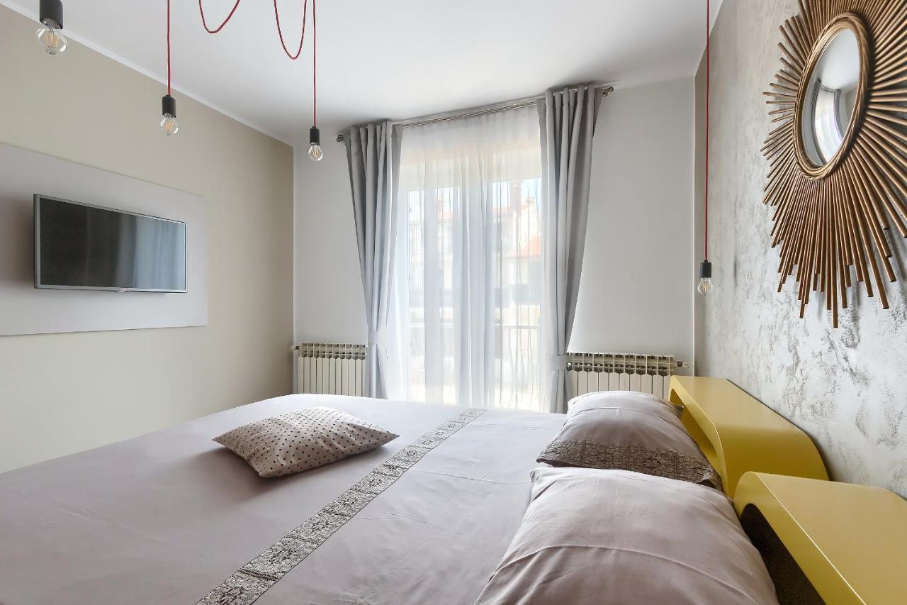 Apartments Palm View Ровинь Экстерьер фото