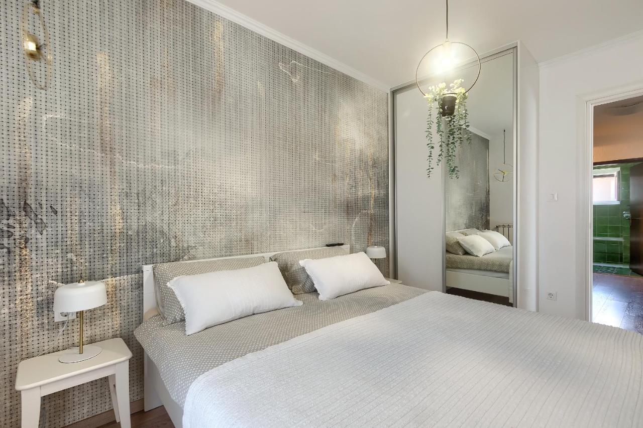 Apartments Palm View Ровинь Экстерьер фото