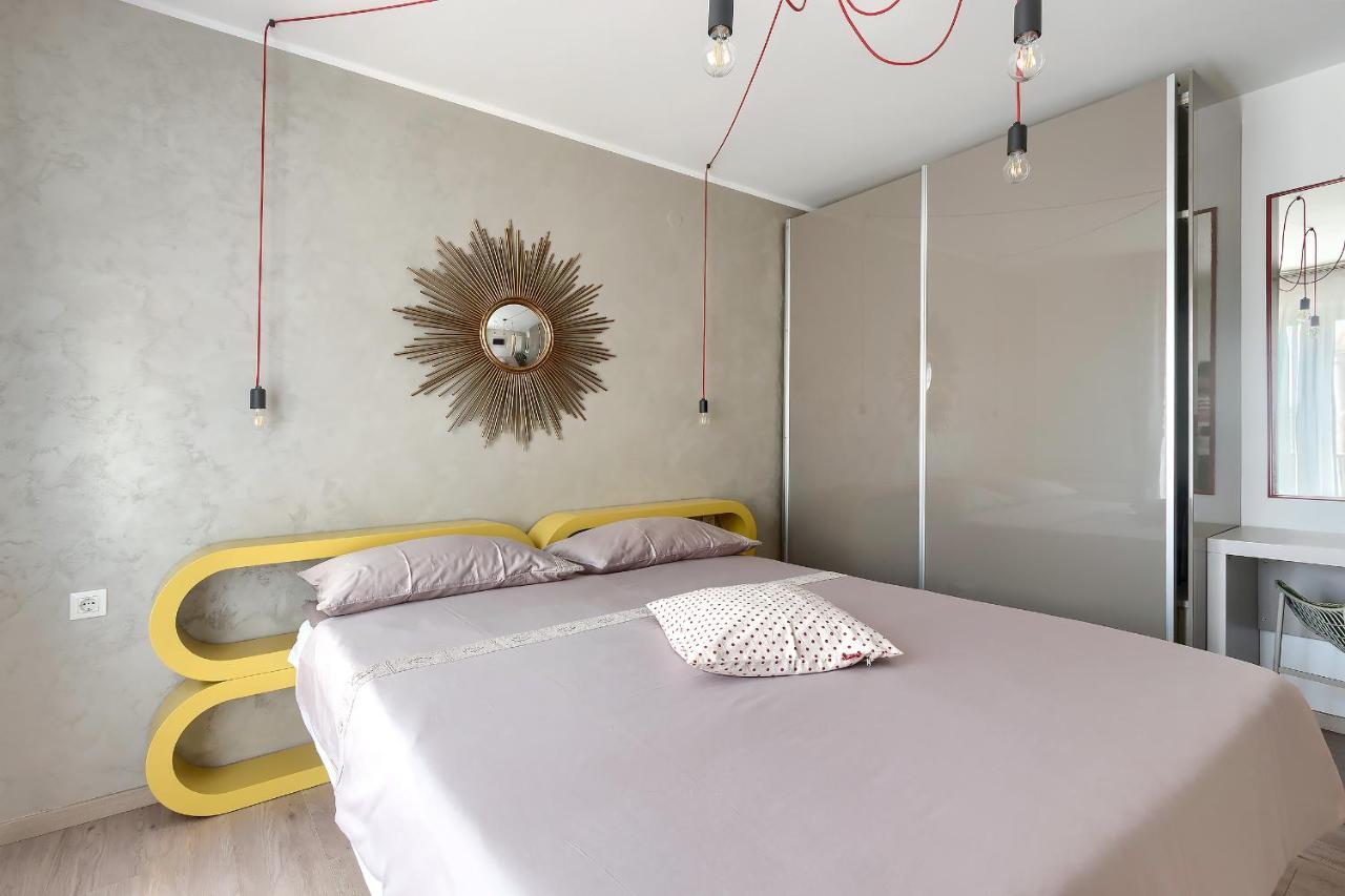 Apartments Palm View Ровинь Экстерьер фото